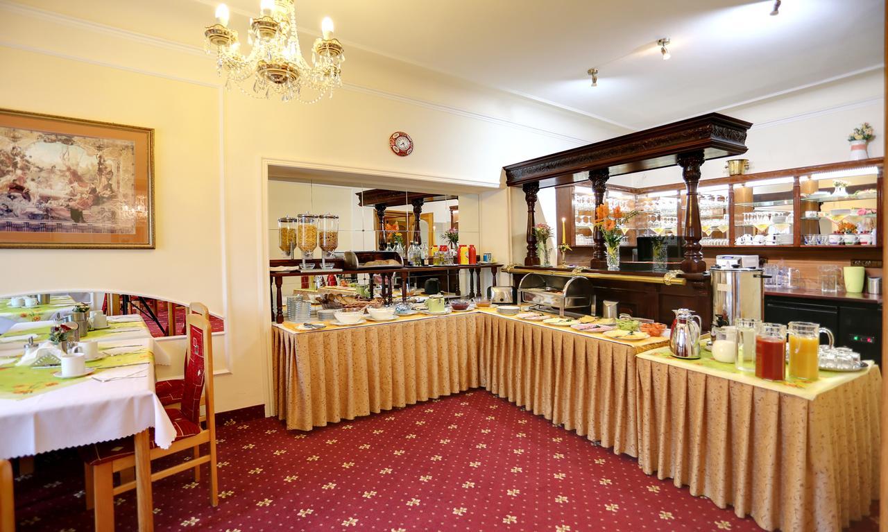 Spa Hotel Purkyne Karlsbad Buitenkant foto